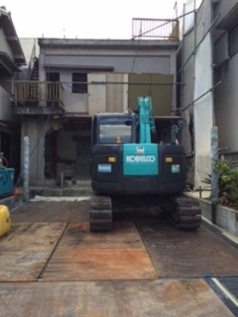 大和高田市解体工事現場(駐車場の養生）