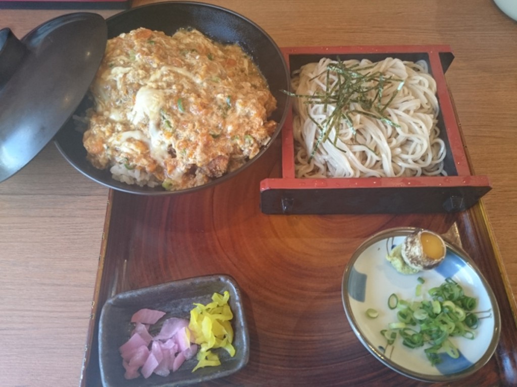 手打ちそばうどん鼓さん続々編 | びっくり仰天ざるそば！