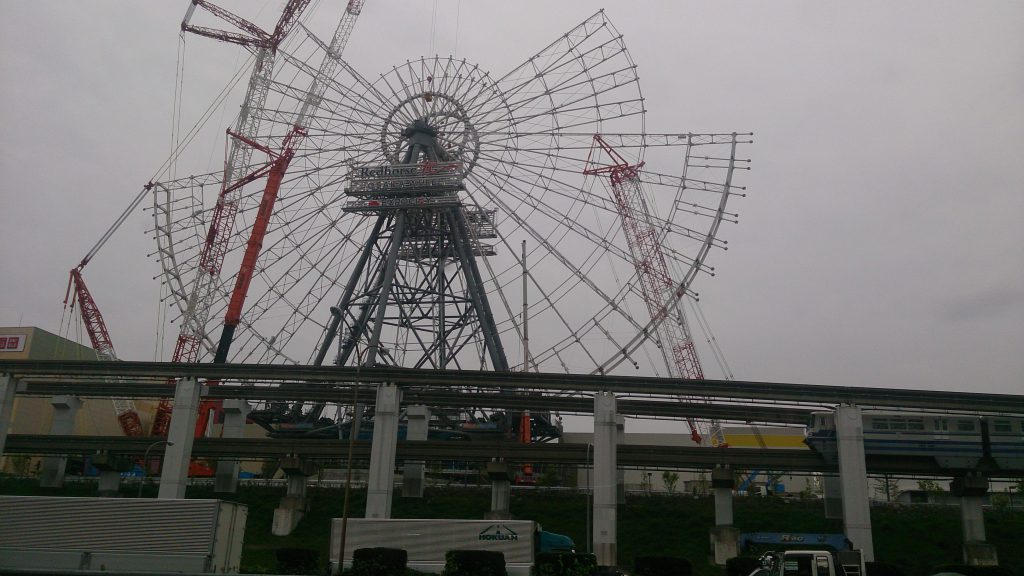 吹田市｜日本一の観覧車（もうすぐ完成）