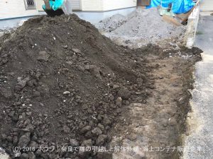 掘削作業と残土排出