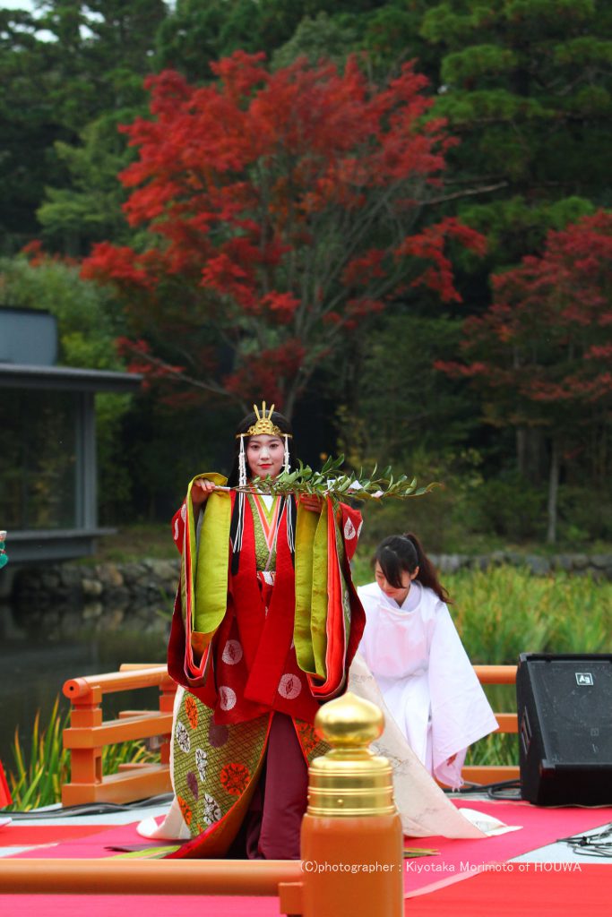 平成28年11月20日開催 伊勢神宮 外宮奉納演奏のもよう