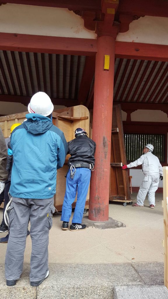 重要文化財 東大寺廻廊ほか3棟屋根葺替工事にともなう移転業務