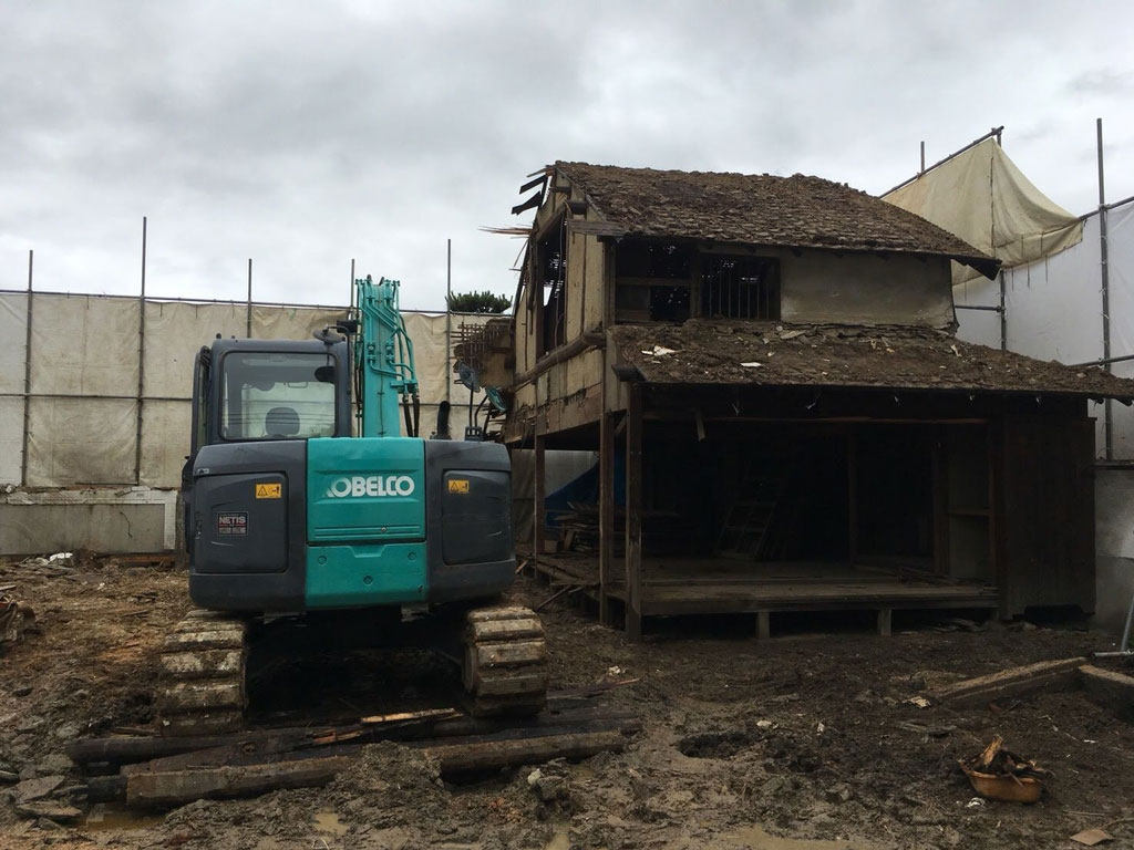 建物の取り壊し