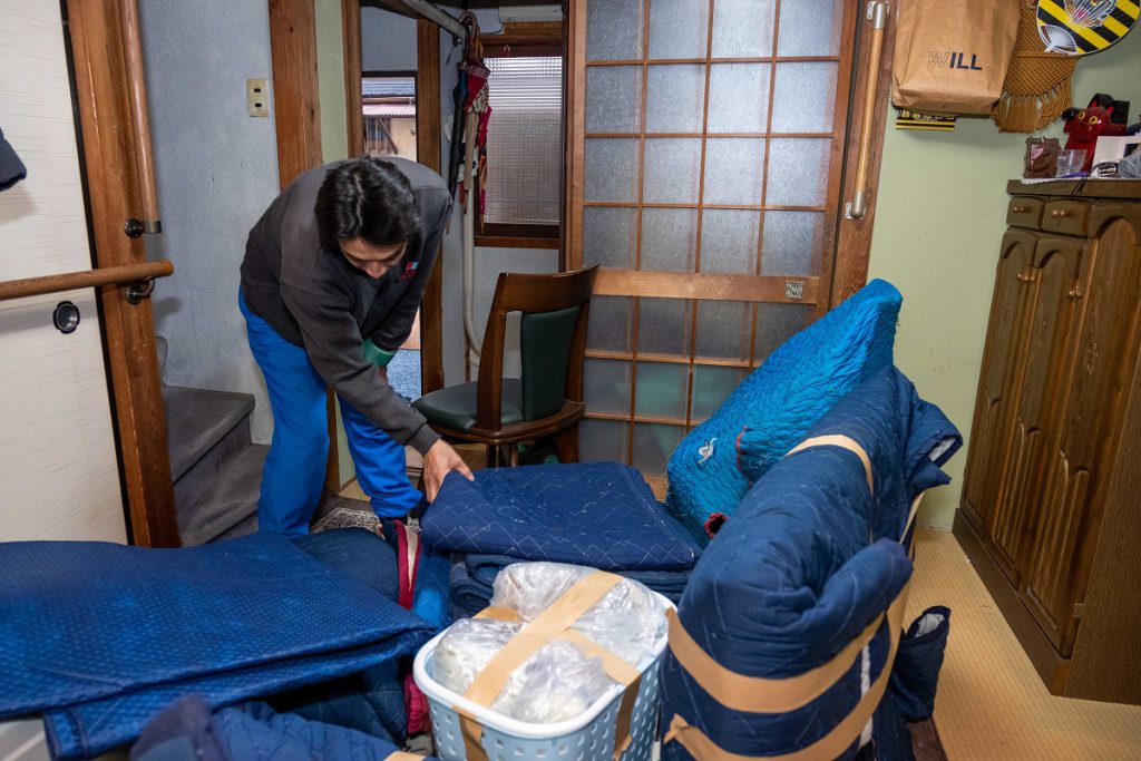 建て替え引越/茨木市積地/お荷物運び出し③