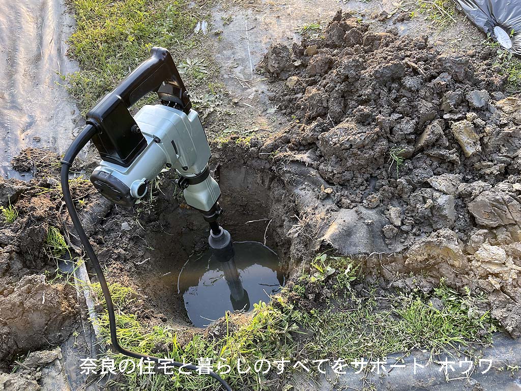 大和郡山市の狭小農園で井戸掘り | 狭い場所でも人力なら井戸が掘れます