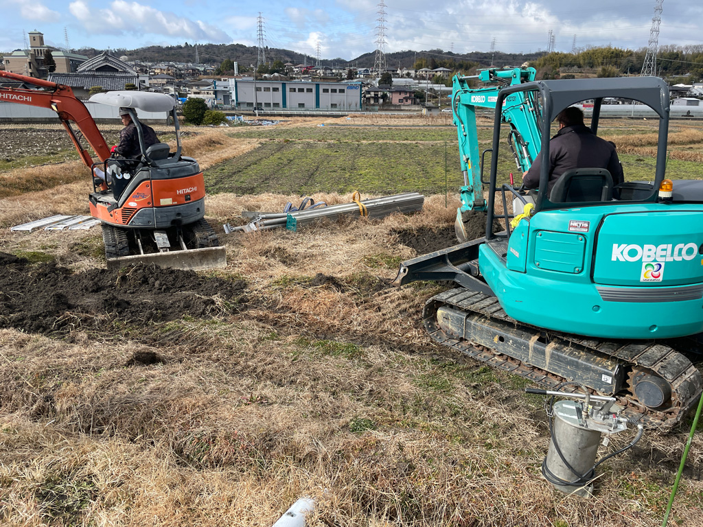 山あいの自然農園で大容量井戸を施工