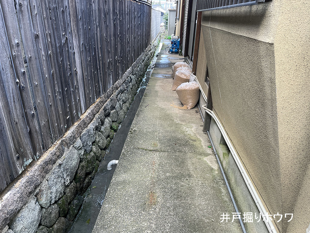 ご自宅の裏庭に家庭菜園兼用の防災井戸 | 奈良県御所市