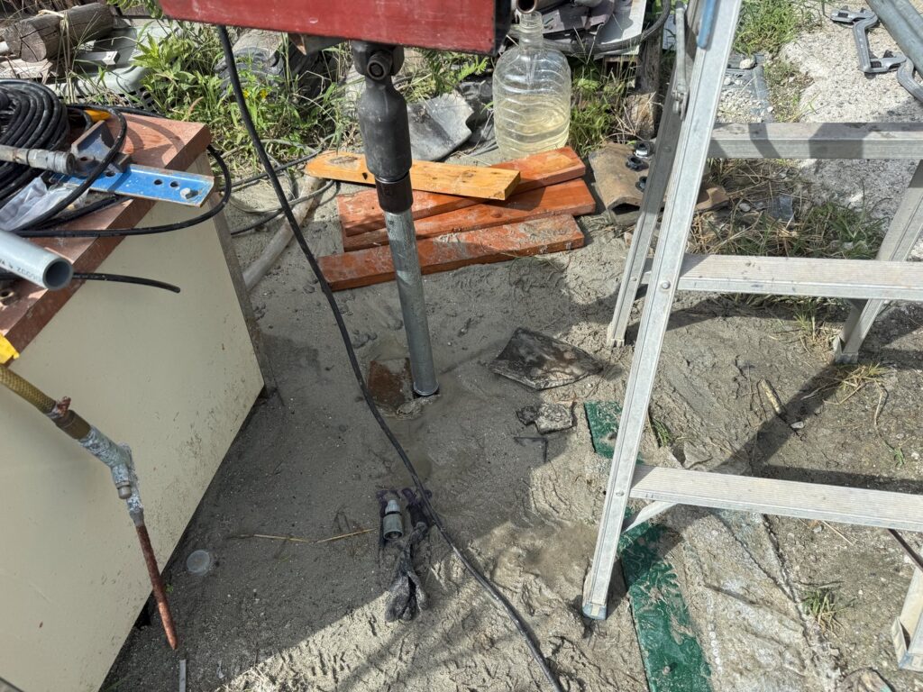 日にちをおいて硬くなった地盤。ウエイトを追加して打込み