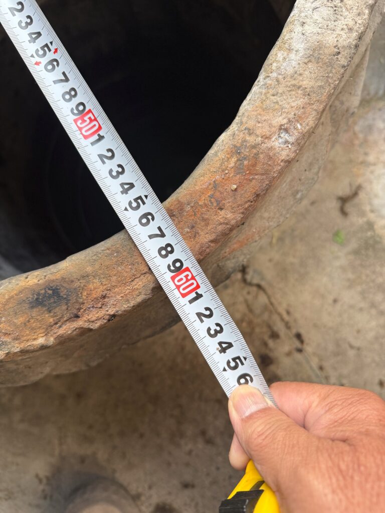 オーダーメイドの井戸蓋で使っていない丸井戸を活用