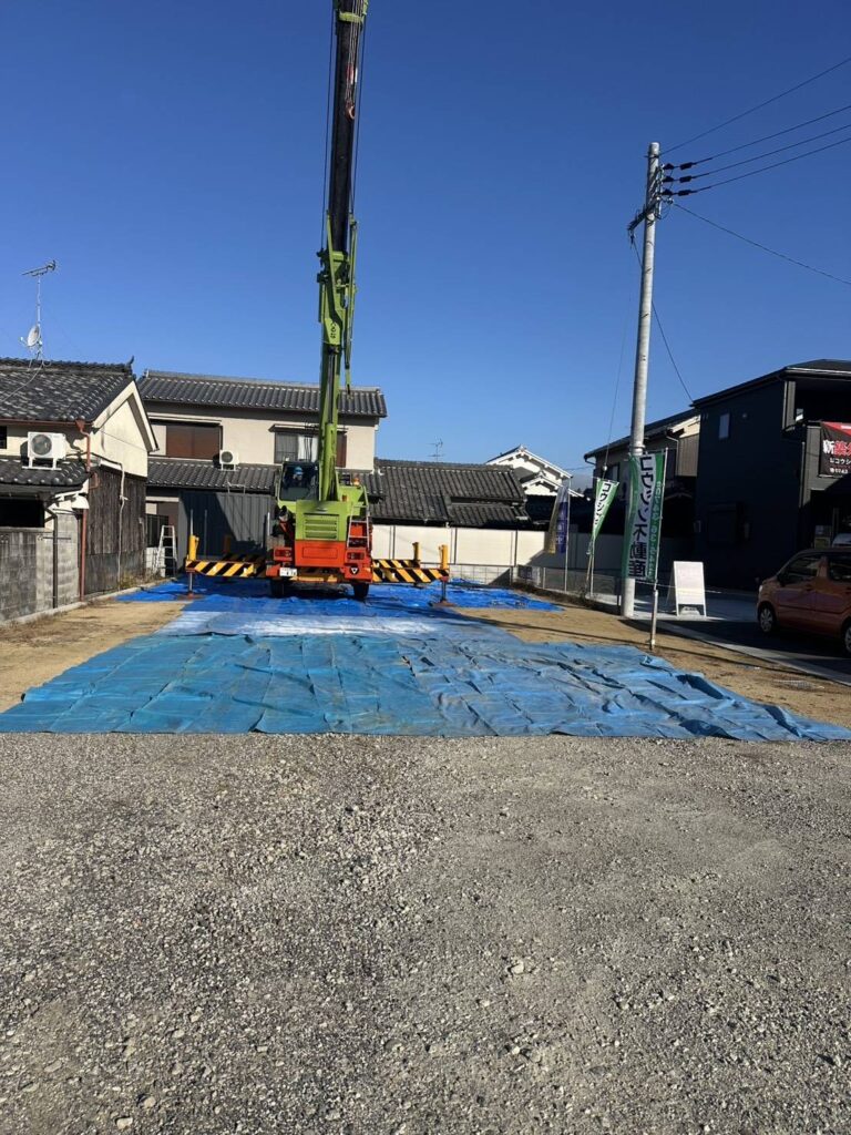 二階建て倉庫で土地スペースの有効利用 一日で完成