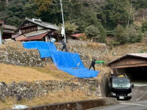 【川上村・手作業解体】重機不能な急斜面に挑む職人技（第1話）