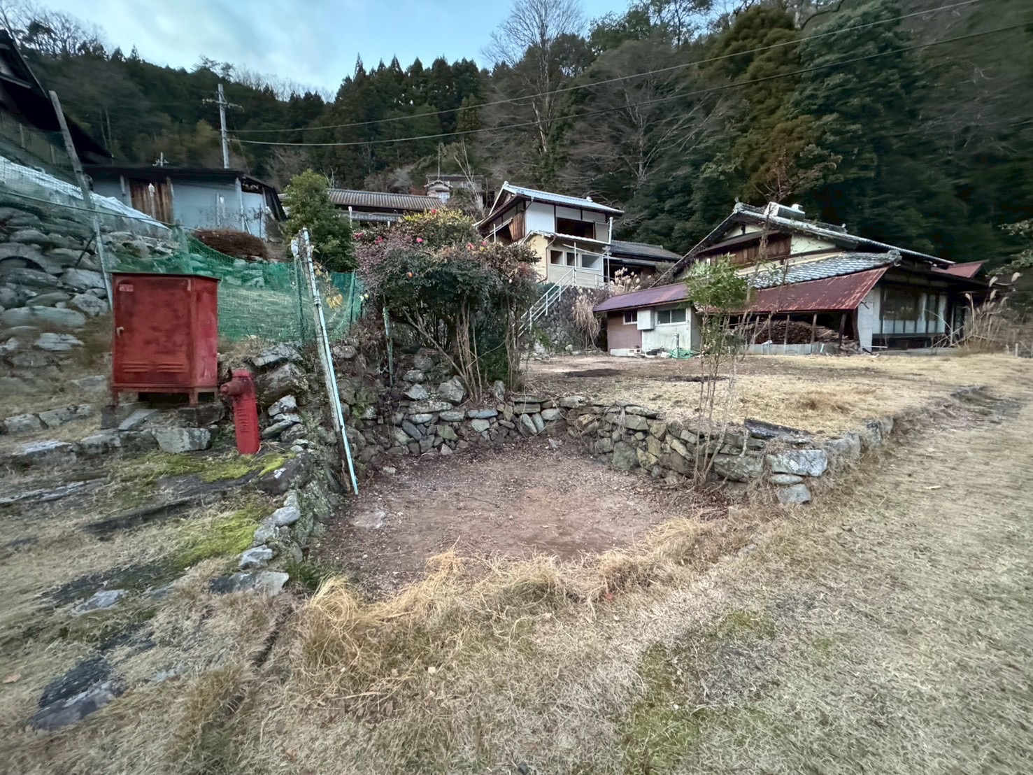 静かな手解体現場の様子1