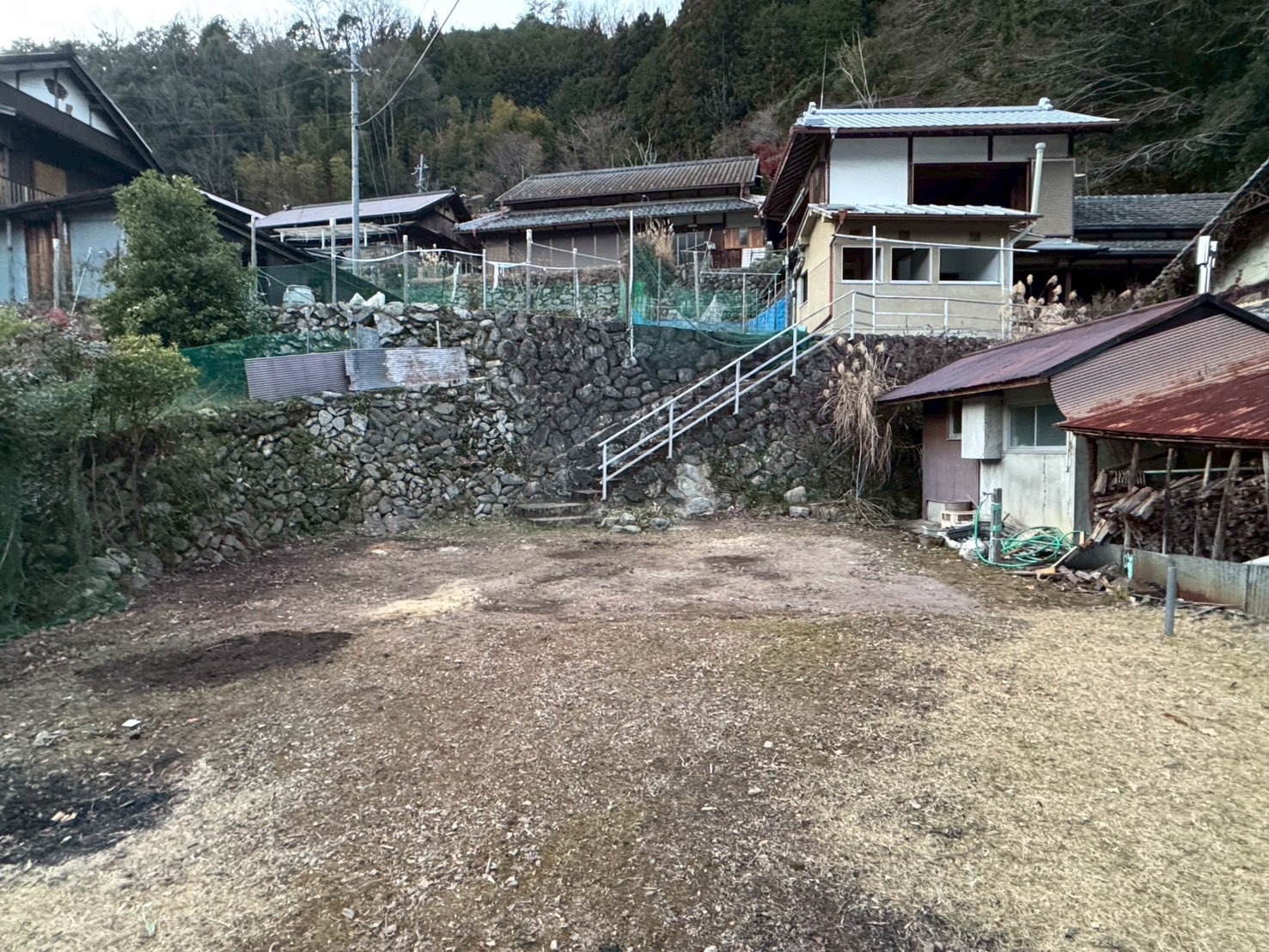 静かな手解体現場の様子2