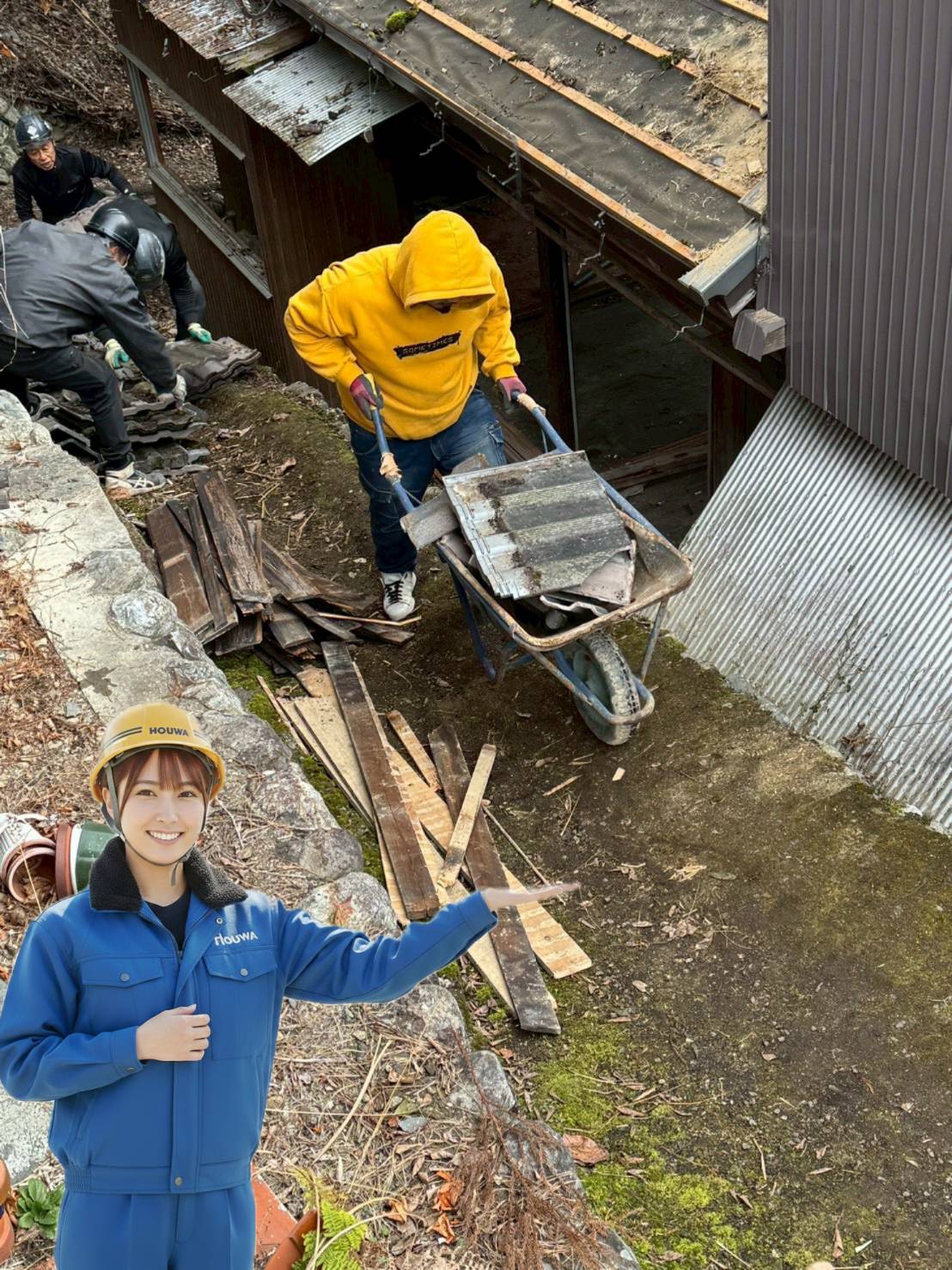 瓦下ろしの様子2