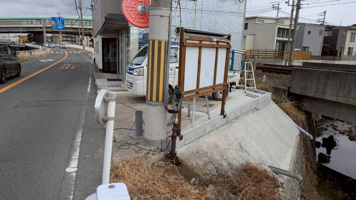 三脚とチェーンブロックでの作業