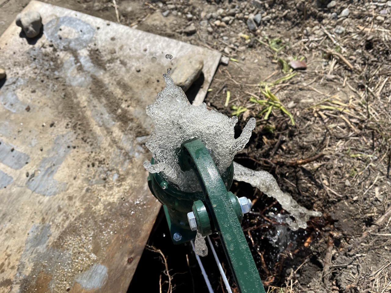 洗い出し作業とエンジンポンプ 愛知県F様