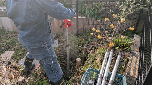 井戸作りの様子