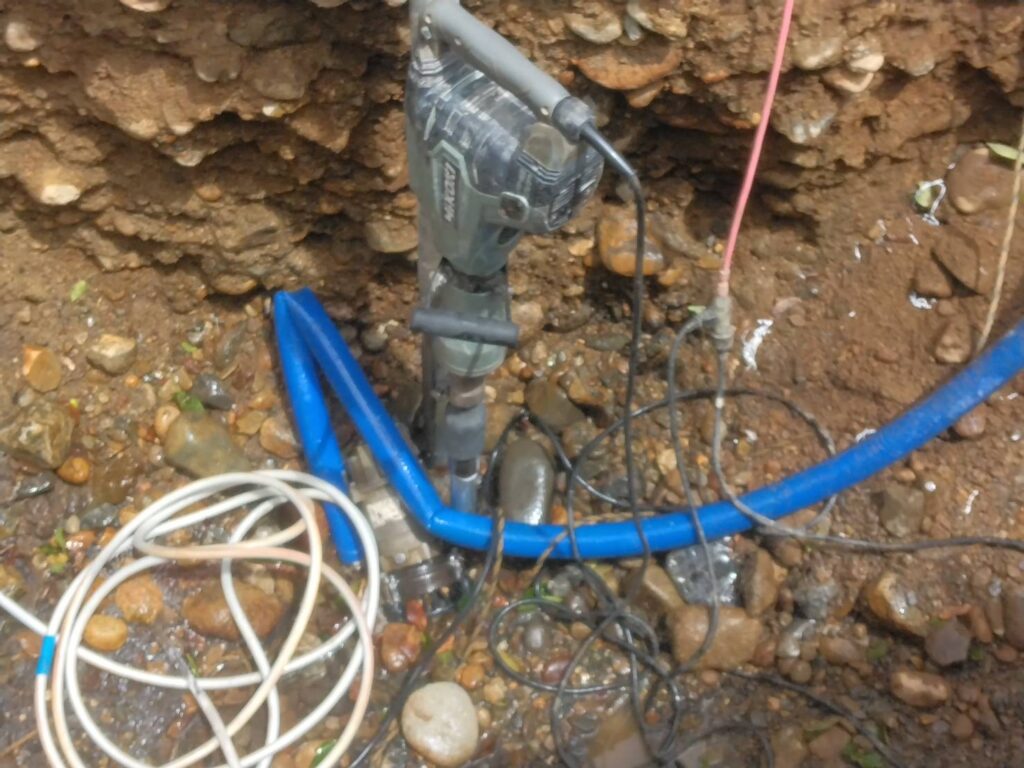 【DIY井戸掘り】プロも諦めた玉石層を突破!3度の失敗を乗り越えた執念の10m打ち込み劇【群馬県M様】
