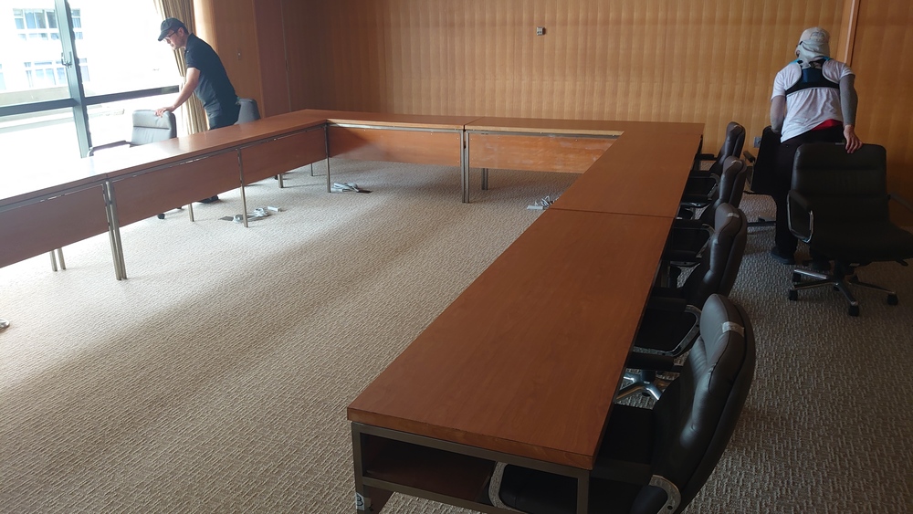 奈良県庁 様：委員会室改修工事に伴う備品移設、及び復旧業務委託