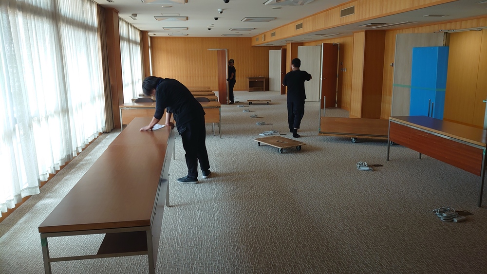奈良県庁 様：委員会室改修工事に伴う備品移設、及び復旧業務委託