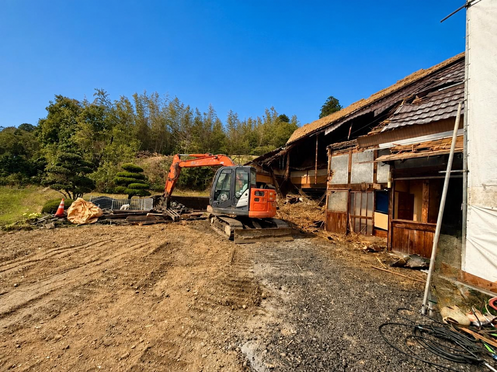 三重県伊賀市の木造平屋解体工事の様子