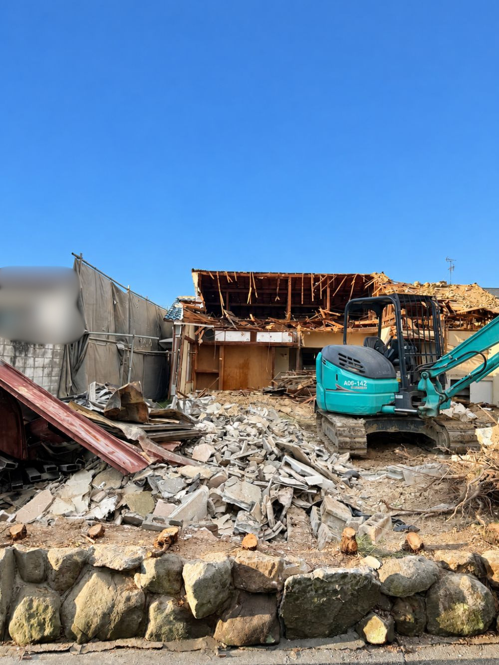 大阪府岸和田市の木造平屋（22.7坪・10.2坪）解体工事の様子