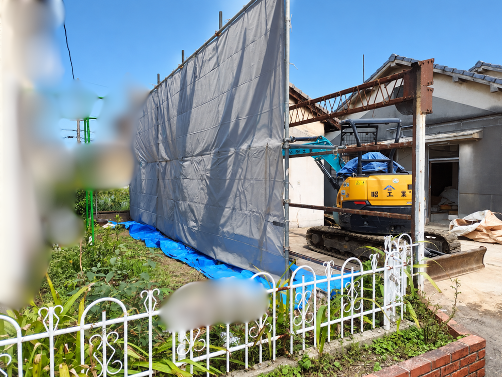 奈良県磯城郡田原本町の木造1階建て家屋解体工事の様子